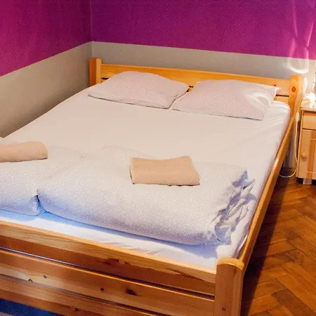 Hostel Smocza Jama Krakow