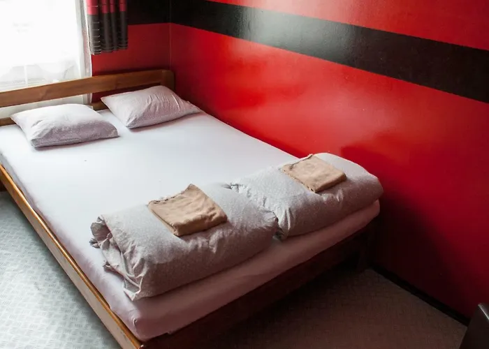 بيت شباب Smocza Jama كراكوفيا