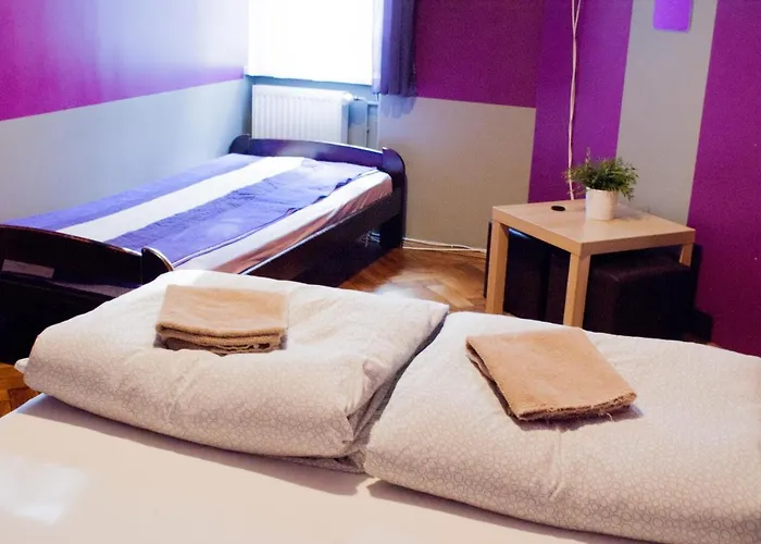 بيت شباب Smocza Jama *